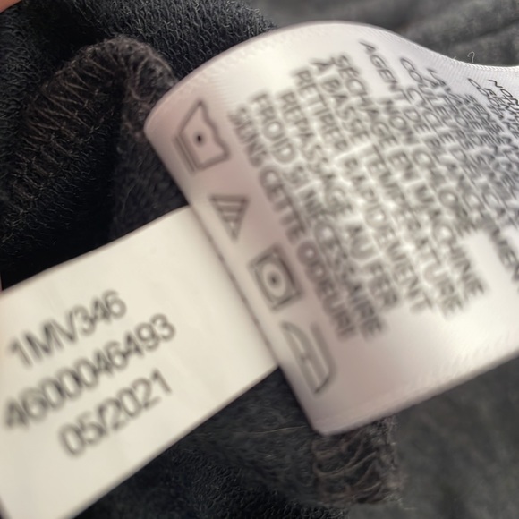 Travis Matthew dark gray sweater top XL - Picture 6 of 6